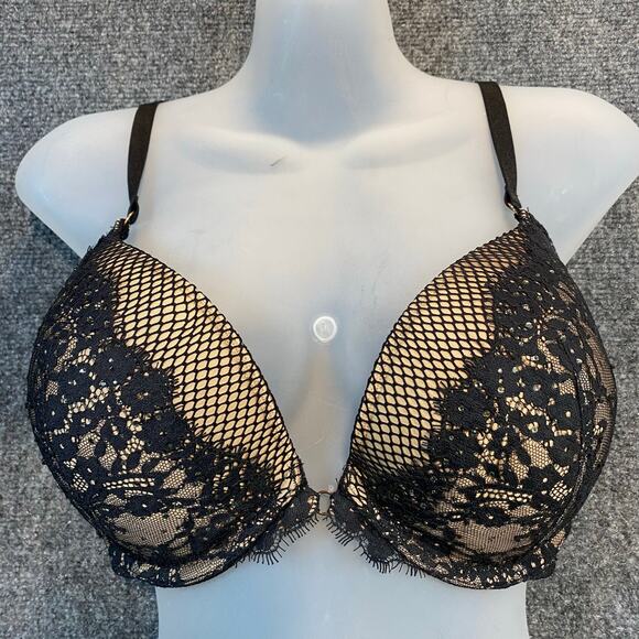 Victoria's Secret Other - Victoria Secret Womens Size 36DD Black Lace Very Sexy Push Up Bra Underwire